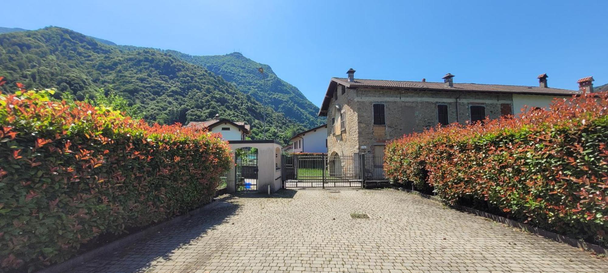Terrazza Fucinetta Apartment Introbio Exterior photo
